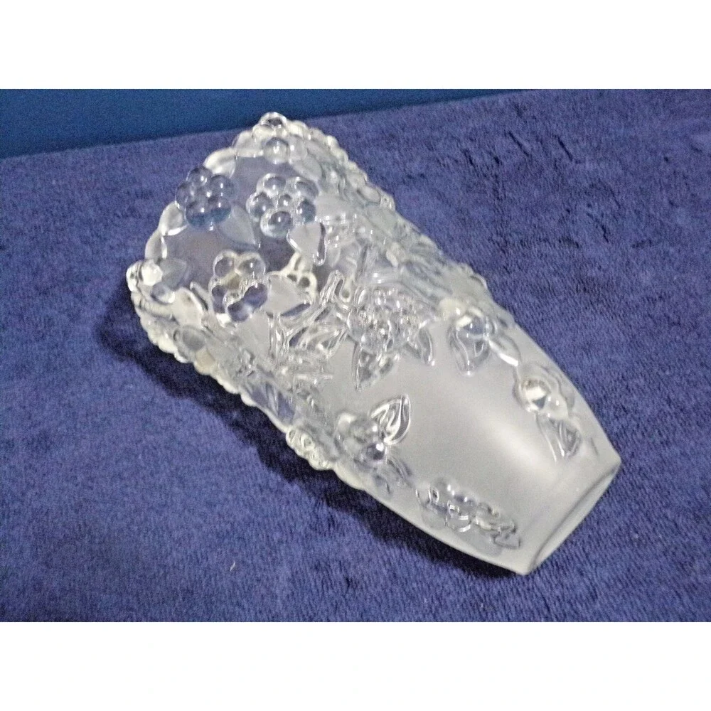 Mikasa Bella‎ Heavy Lead Crystal Frosted Glass Daisy Vase 8